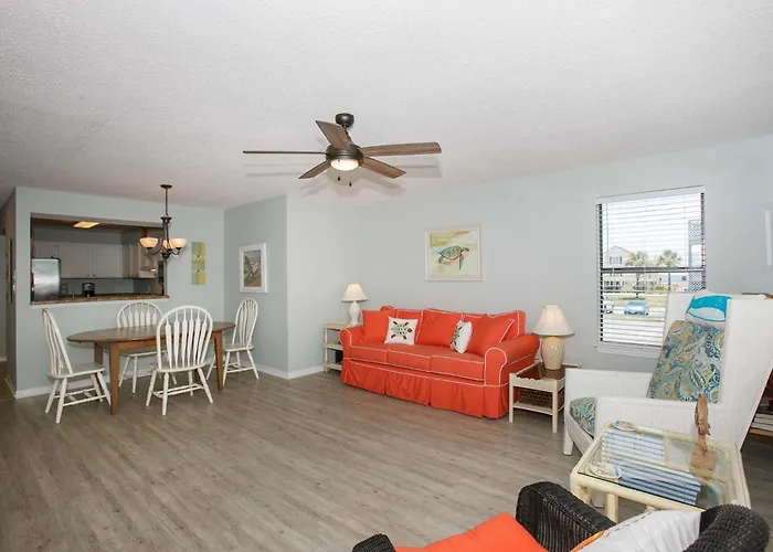 Holiday home Sea Oats Beachfront Condo: Renovated 2br With Pools And Pier Access