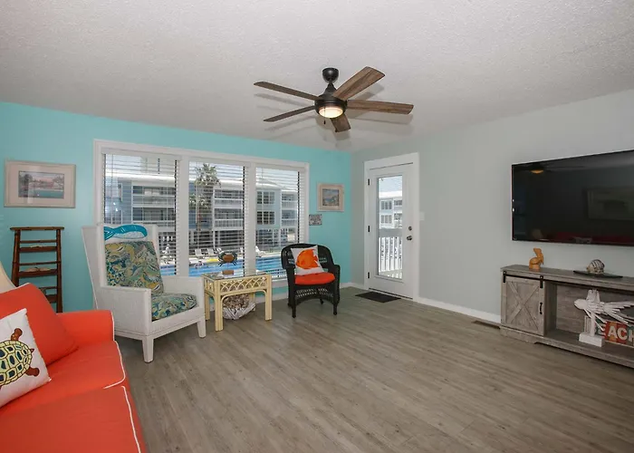 Sea Oats Beachfront Condo: Renovated 2br With Pools And Pier Access Holiday home *