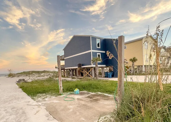 Sea Oats Beachfront Condo: Renovated 2br With Pools And Pier Access Holiday home Gulf Shores
